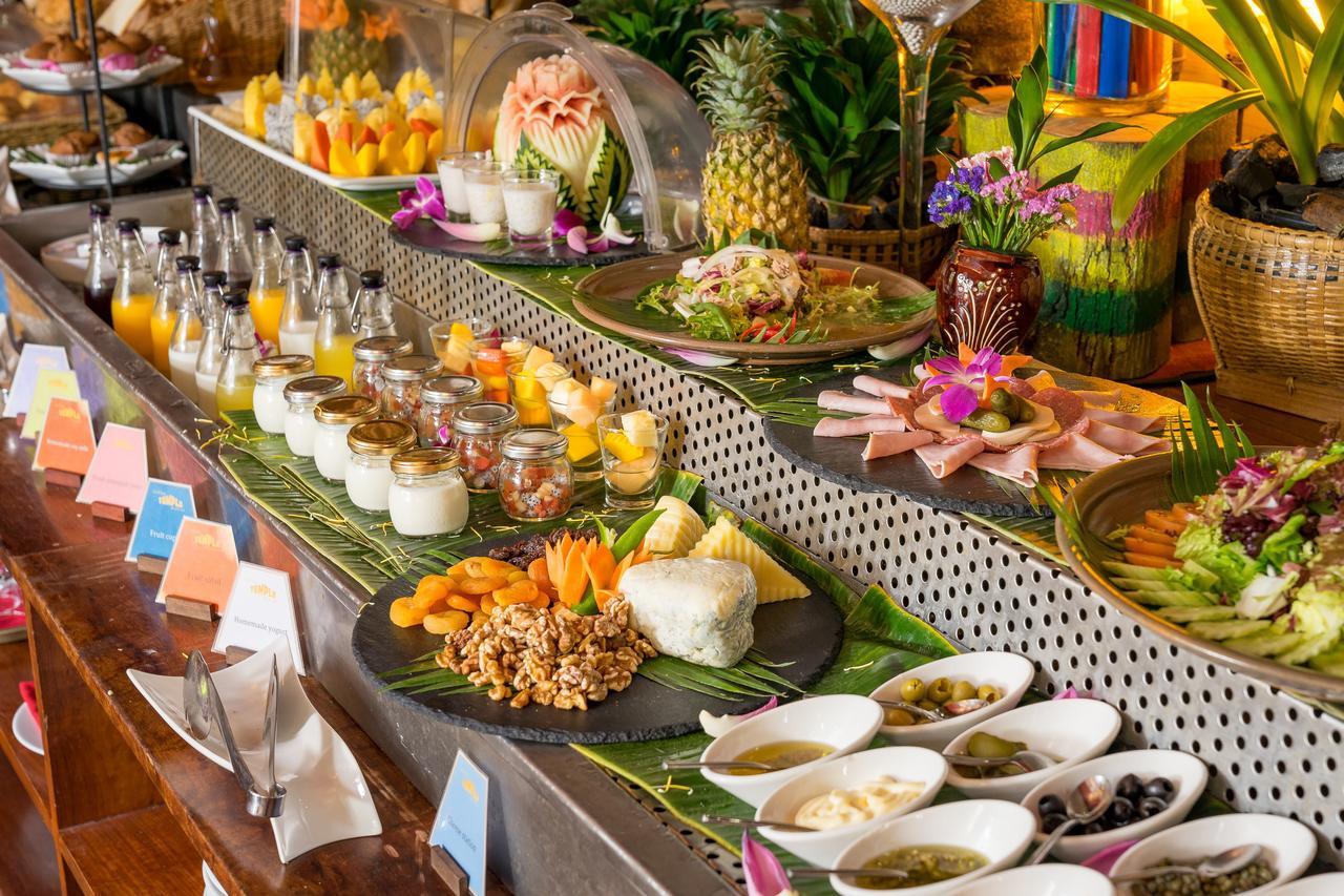 Golden Temple Residence Σιέμ Ρέαπ Εξωτερικό φωτογραφία A buffet at a hotel