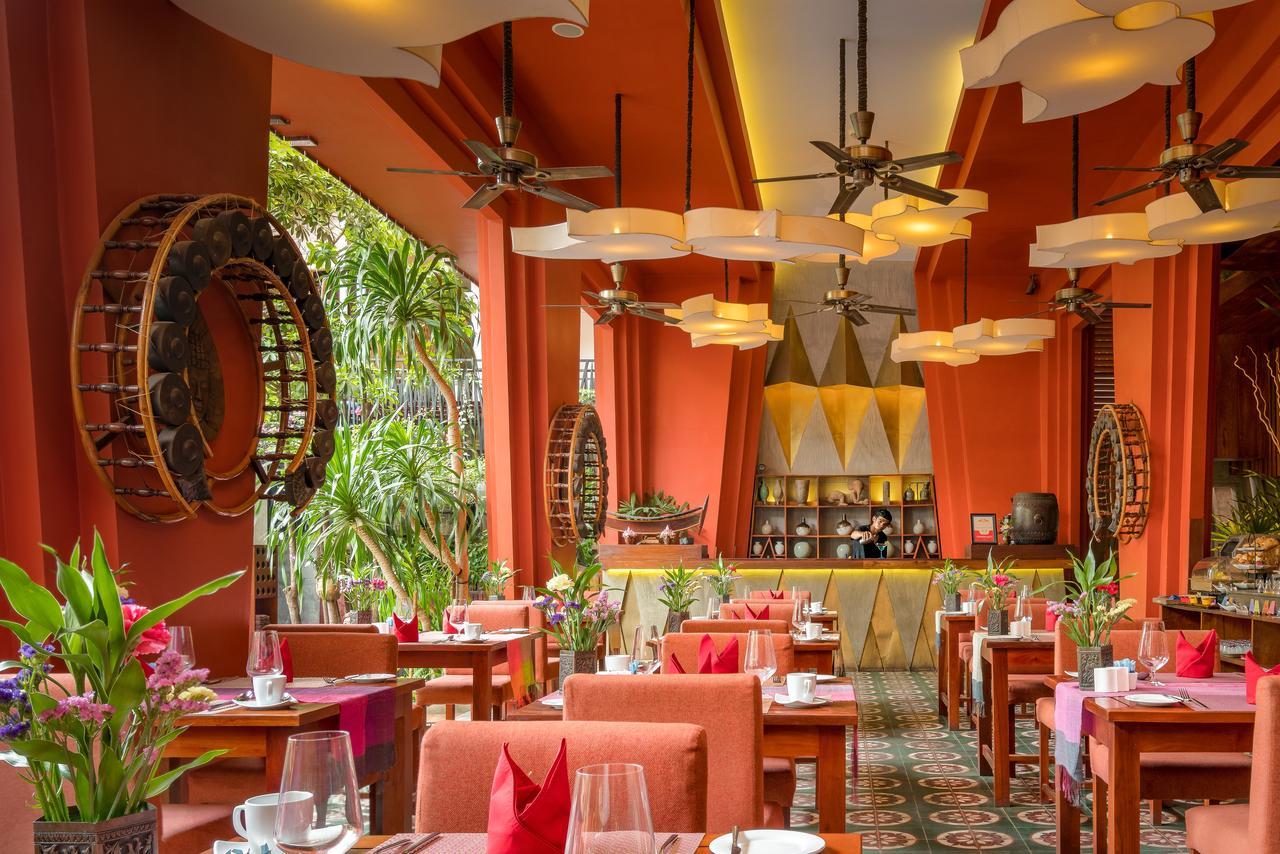 Golden Temple Residence Σιέμ Ρέαπ Εξωτερικό φωτογραφία The interior of the restaurant