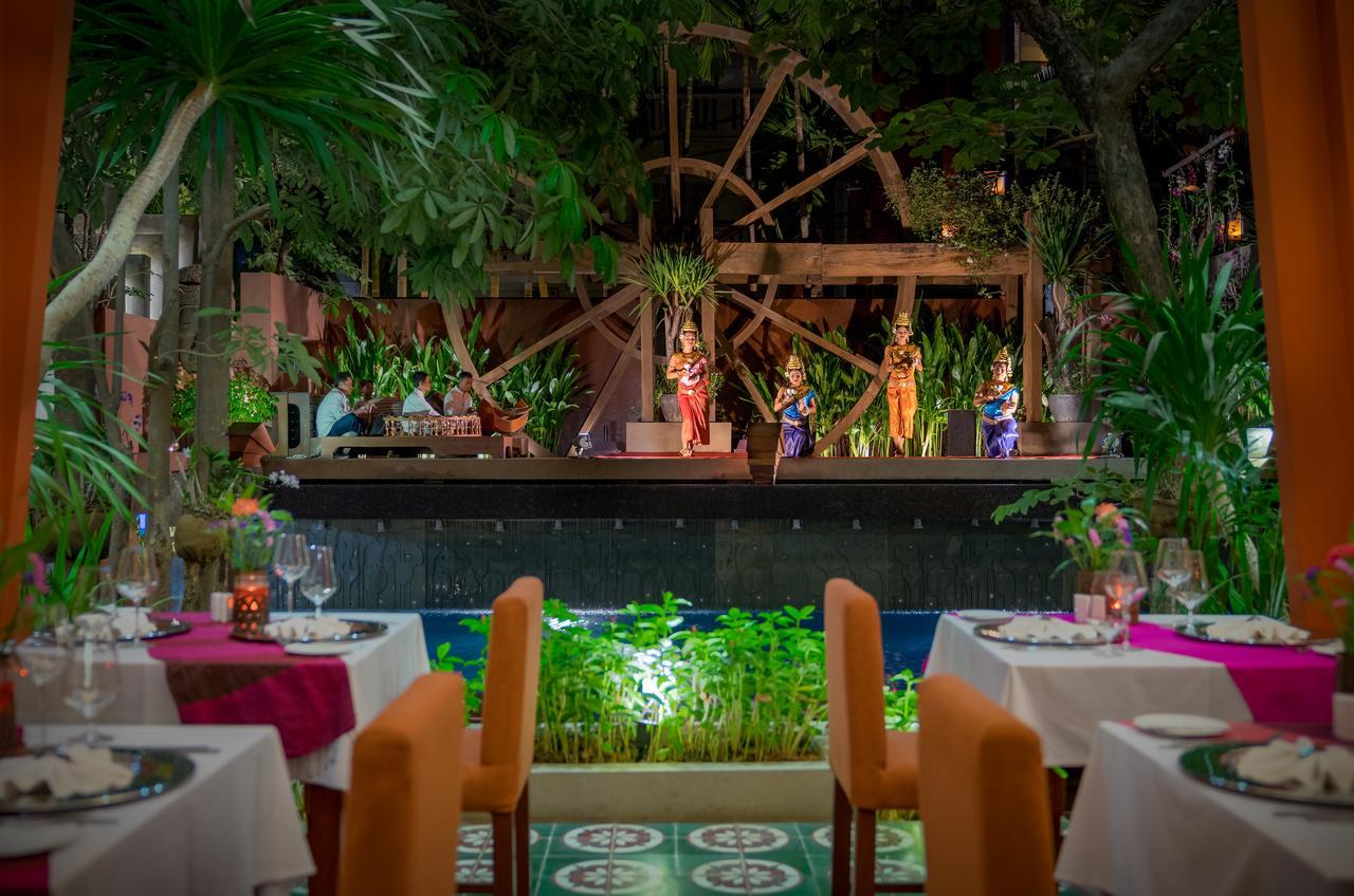 Golden Temple Residence Σιέμ Ρέαπ Εξωτερικό φωτογραφία The restaurant's interior