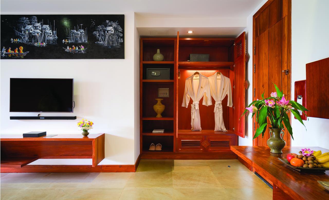 Golden Temple Residence Σιέμ Ρέαπ Εξωτερικό φωτογραφία A wardrobe