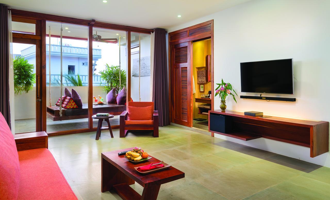 Golden Temple Residence Σιέμ Ρέαπ Εξωτερικό φωτογραφία A suite at the hotel