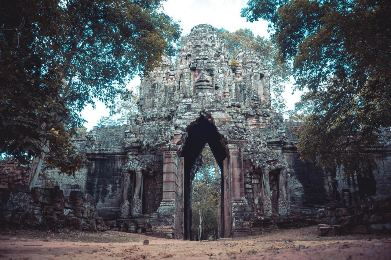 Golden Temple Residence Σιέμ Ρέαπ Εξωτερικό φωτογραφία The temple of Angkor Wat